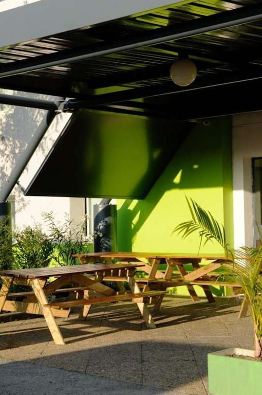 Lemon Hotel Tarascon Exterior photo